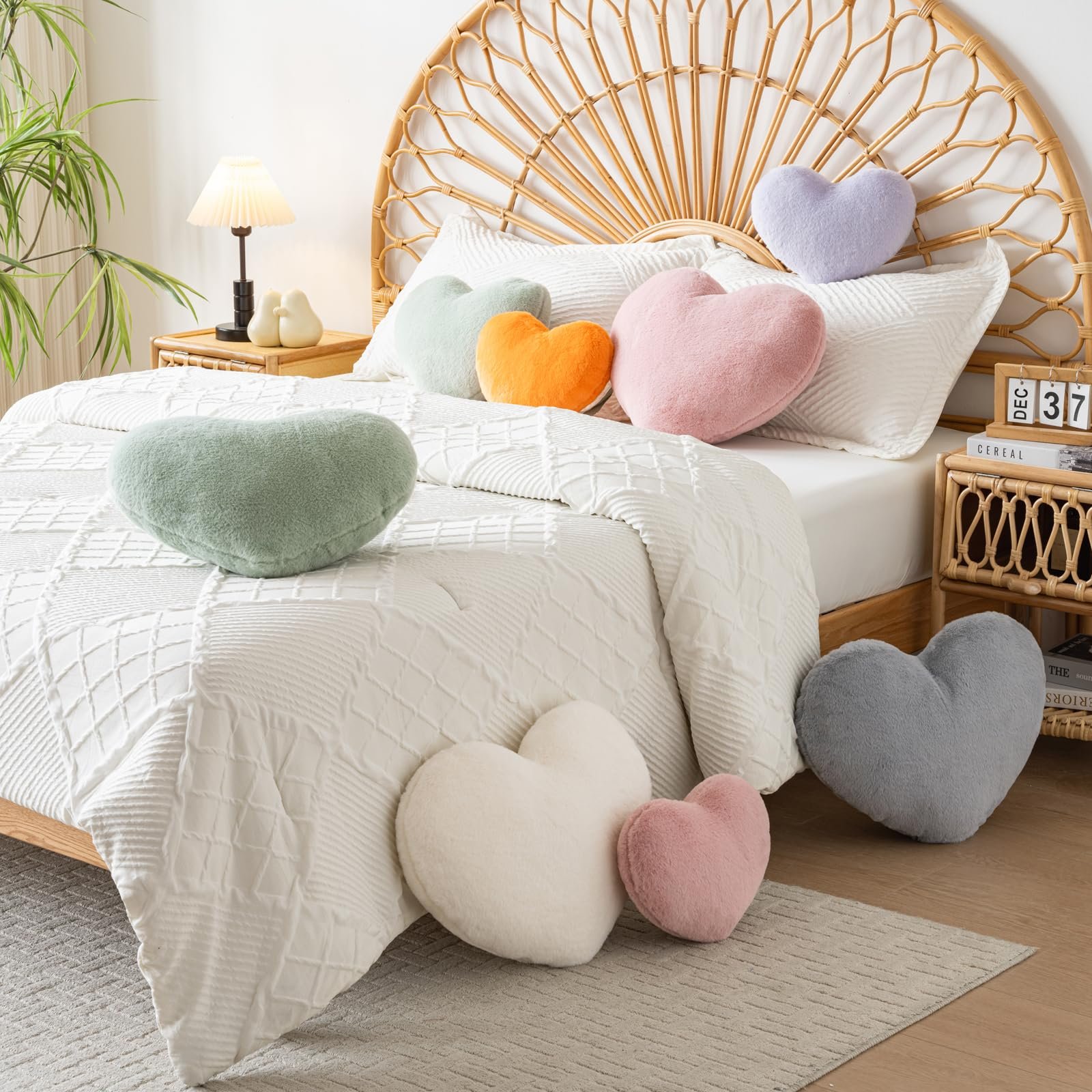 Hoffis Heart Pillow, Heart Shaped Pillow for Bed Couch, Soft Decorative Heart Throw Pillow, Cute Decorate Pillows, Heart Pillows for Bedroom Living Room (Lavender Purple, Medium 15.7"x11.8") - Image 5